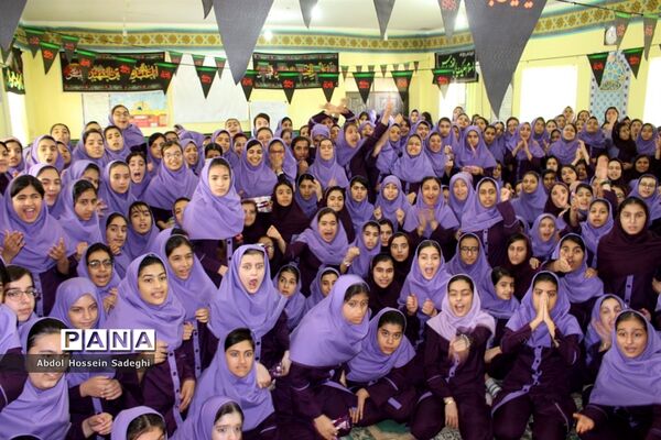 پخش بازی فوتبال در مدارس و ادارات آموزش و پرورش استان بوشهر