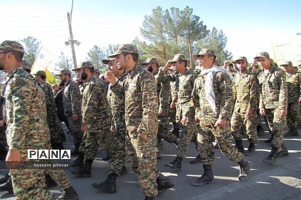 راهپیمایی باشکوه 13 آبان در بیرجند
