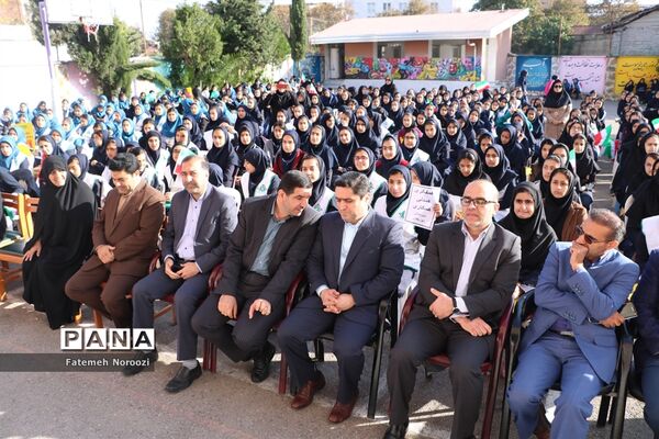 آیین نواختن زنگ استکبارستیزی در دبیرستان ابوریحان ساری
