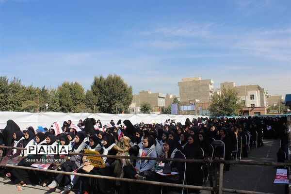 طنین فریاداستکبار ستیزی مردم اسلامشهر در سالروز یوم الله 13آبان