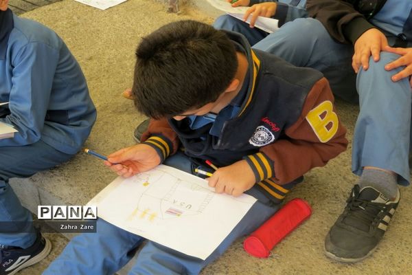 راهپیمایی روز ۱۳ آبان در محمودآباد