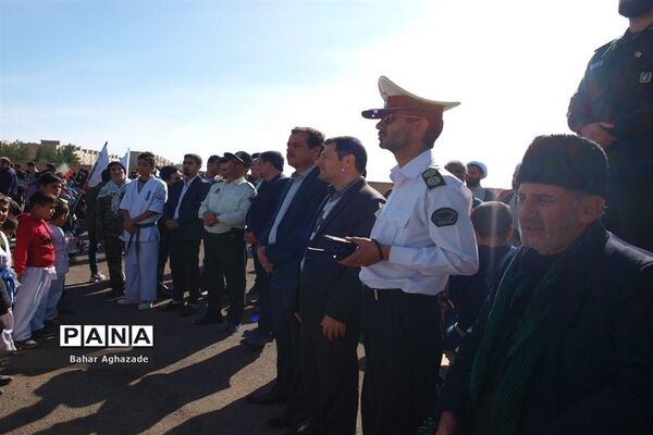 حماسه باشکوه راهپیمایی استکبار ستیزی مردم فشافویه در یوم الله 13 آبان