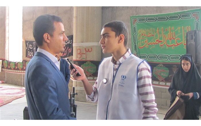دانش آموز استکبار ستیز نشانه یک دانش آموز انقلابی است