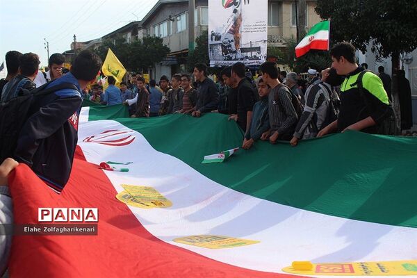 راهپیمایی 13 آبان در فریدونکنار