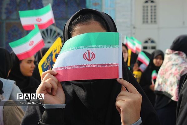 راهپیمایی 13 آبان در فریدونکنار