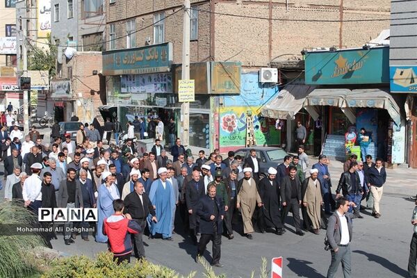 حضورپرشورمردم شهرستان بهارستان در راهپیمایی استکبار ستیزی 13آبان