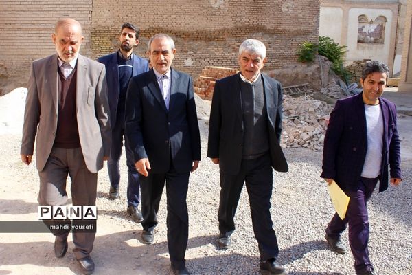 بازدید استاندار آذربایجان شرقی از دانشکده معماری تبریز