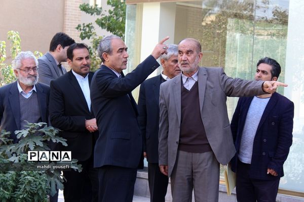 بازدید استاندار آذربایجان شرقی از دانشکده معماری تبریز