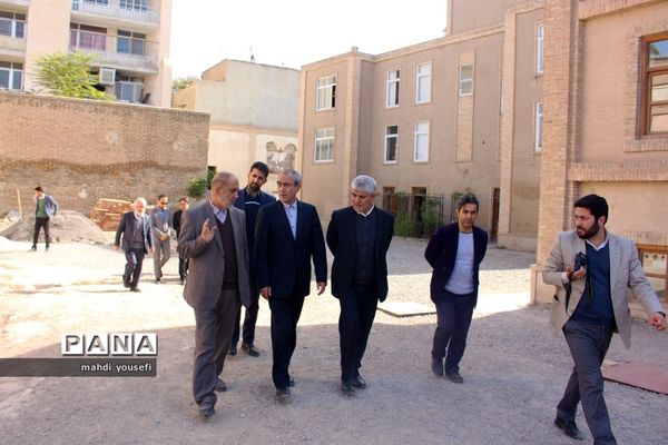 بازدید استاندار آذربایجان شرقی از دانشکده معماری تبریز