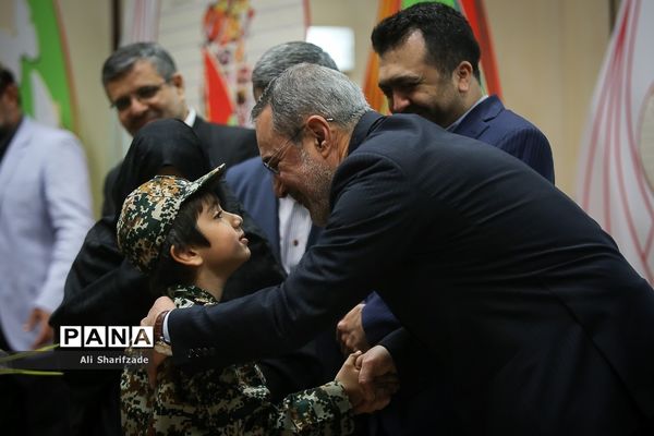 یادواره محمدحسین فهمیده و ۳۶هزار شهید دانش‌آموز