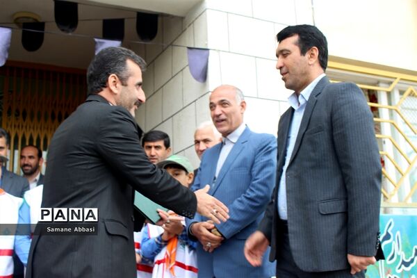 «دوشنبه‌های مهربانی» در دبستان رضوی نکا