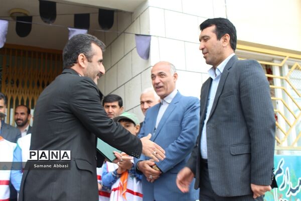 «دوشنبه‌های مهربانی» در دبستان رضوی نکا