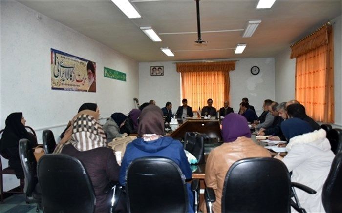 مدیر آموزش و پرورش دیواندره:جلب مشارکت همه ارکان نظام تعلیم و تربیت  لازمه تعالی این نظام  است