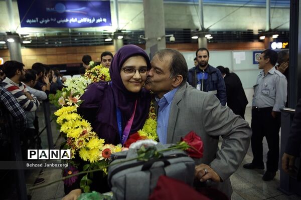 استقبال از تیم دانش‌آموزی منتخب در دوازدهمین المپیاد جهانی نجوم