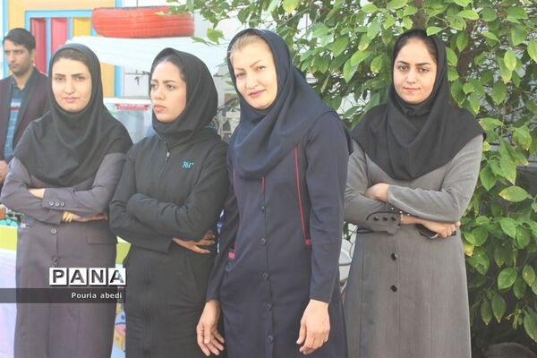 المپیاد ورزشی درون مدرسه‌ای دبستان محمد بهمن بیگی بوشهر