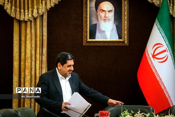 نشست گزارش روند اقدامات دولت در بازسازی مناطق زلزله زده کرمانشاه
