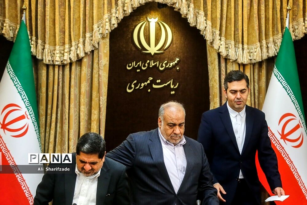نشست گزارش روند اقدامات دولت در بازسازی مناطق زلزله زده کرمانشاه