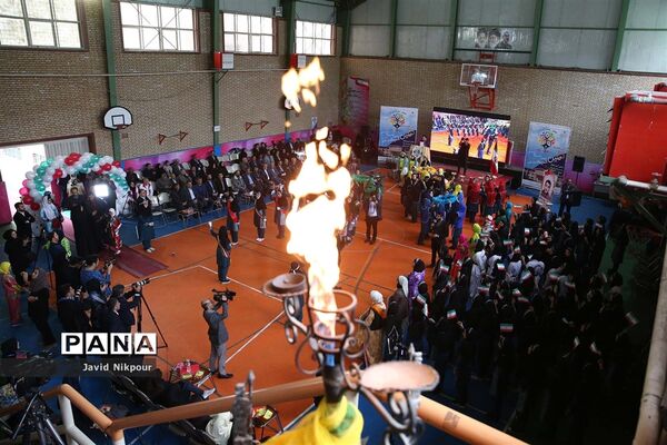 افتتاحیه المپیادهای ورزشی درون مدرسه‌ای