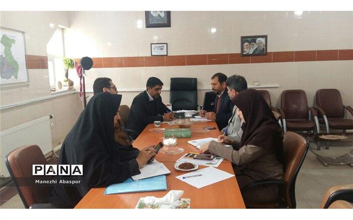کتاب میتواند به عنوان وسیله مطمئن و کارامد در بهینه سازی فضای فرهنگی جامعه مورد استفاده قرار می گیرد