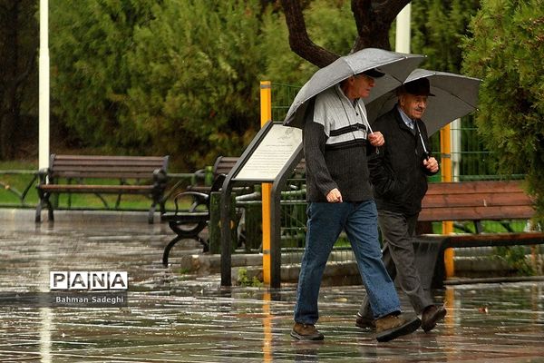بارش باران پاییزی در تهران