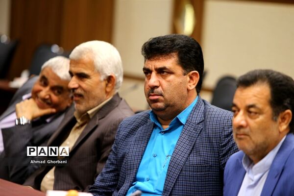 جلسه شورای اداری شهرستان ساری