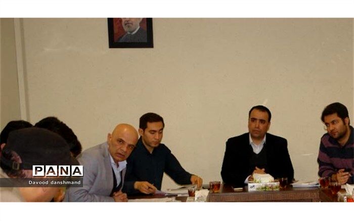 برگزاری جلسه هماهنگی دستگاه های خدمات رسان پروژه ارمغان بجنورد در اداره کل راه و شهرسازی خراسان شمالی