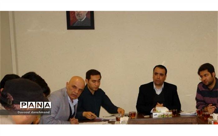 برگزاری جلسه هماهنگی دستگاه های خدمات رسان پروژه ارمغان بجنورد در اداره کل راه و شهرسازی خراسان شمالی