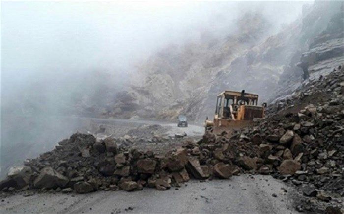 امدادرسانی به ۷۰۰ نفر به دلیل ریزش کوه در خوزستان