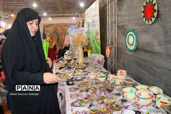 جشنواره و نمایشگاه بین المللی خرما و صنایع وابسته در بوشهر