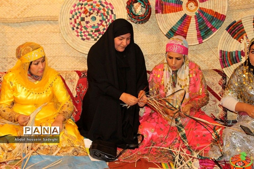 جشنواره و نمایشگاه بین المللی خرما و صنایع وابسته در بوشهر