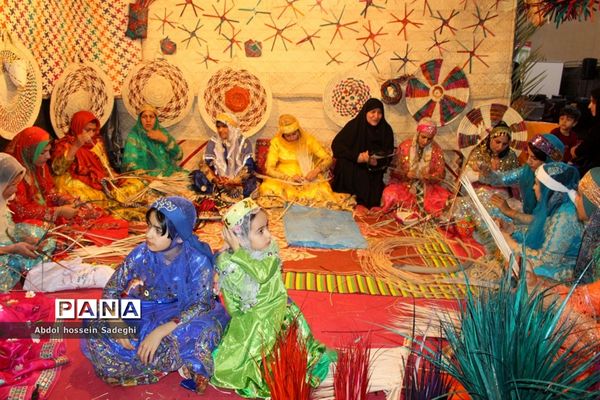 جشنواره و نمایشگاه بین المللی خرما و صنایع وابسته در بوشهر