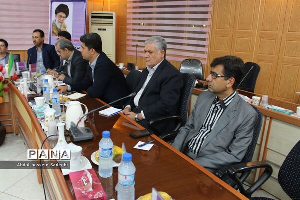 نشست خبری مدیرکل آموزش و پرورش استان بوشهر با اصحاب رسانه