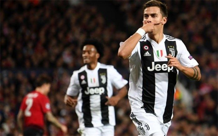 ستاره یوونتوس پیشنهاد بزرگ منچستریونایتد را رد کرد