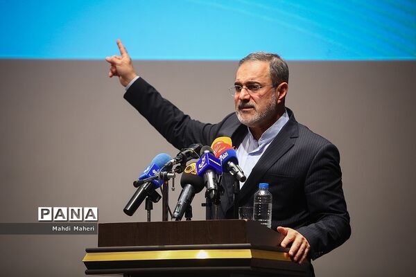 آیین رونمایی نسخه ارتقاء یافته سامانه جامع مراقبت های روانی اجتماعی دانش آموزان «نماد»