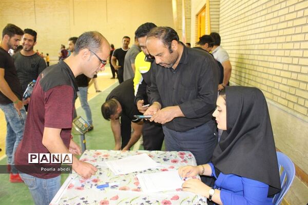 مسابقه مچ‌اندازی آقایان مرحله استانی بازی‌های بومی محلی استان بوشهر