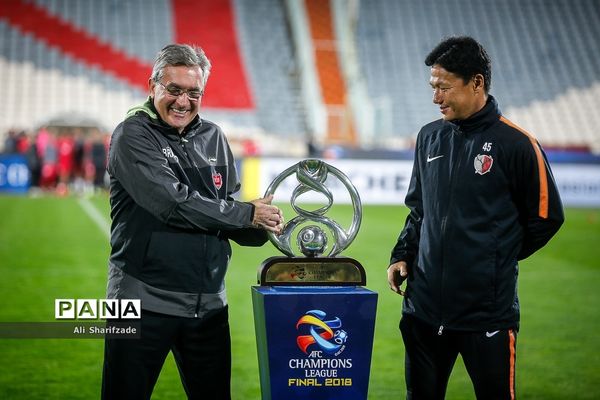 نشست خبری  تیم‌های پرسپولیس و کاشیما آنتلرز پیش از بازی فینال جام باشگاه‌های آسیا