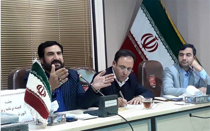 اکرمی: سند تحول بنیادین میثاق ملی نظام تعلیم و تربیت است