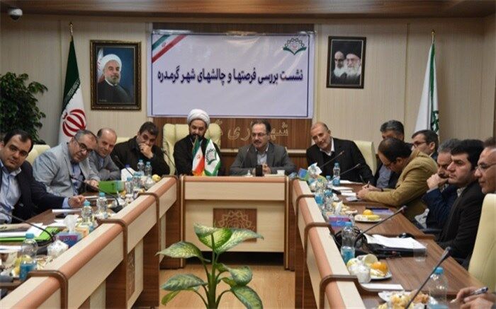 مشکل آب شرب ، احداث درمانگاه و داروخانه شبانه روزی در شهر گرمدره رفع خواهد شد