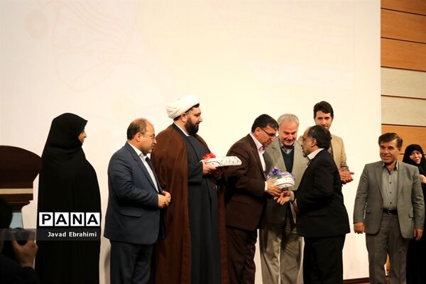 مراسم متمرکز استانی هفته کتاب و کتابخوانی