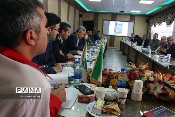 جلسه کارگروه آموزش و هماهنگی مانور زلزله  و ایمنی درمدارس آذربایجان‌شرقی