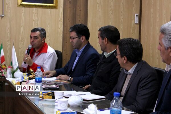 جلسه کارگروه آموزش و هماهنگی مانور زلزله  و ایمنی درمدارس آذربایجان‌شرقی