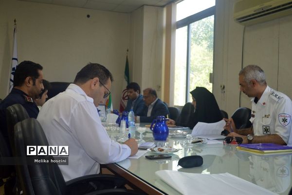 دومین جلسه کمیته استانی  مانور سراسری زلزله و ایمنی در بوشهر
