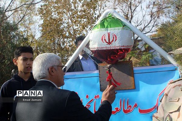 نواختن زنگ مطالعه و کتابخوانی در تایباد