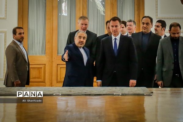 دیدار وزرای خارجه انگلیس و ایران