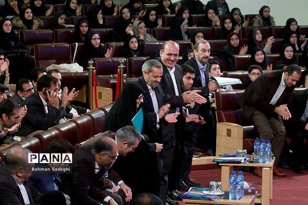 مراسم تجلیل از دانش‌آموزان کتابخوان برتر سراسر کشور