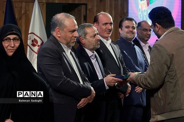 مراسم تجلیل از دانش‌آموزان کتابخوان برتر سراسر کشور