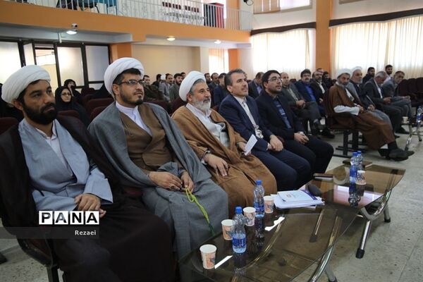 همایش ائمه جماعات روحانی و فرهنگی  مدارس در میانه