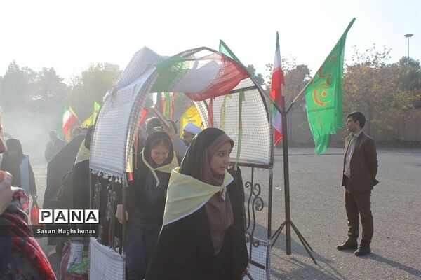 اعزام دختران دانش‌آموز شهرستان اسلامشهر به سرزمین‌های ایثار و شهادت