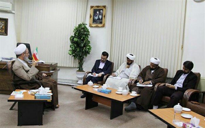 طرح مددکاری اسلامی کمیته امداد وارد دروس حوزوی شود