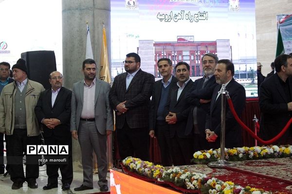 افتتاح طرح های عمرانی استان آذربایجان غربی